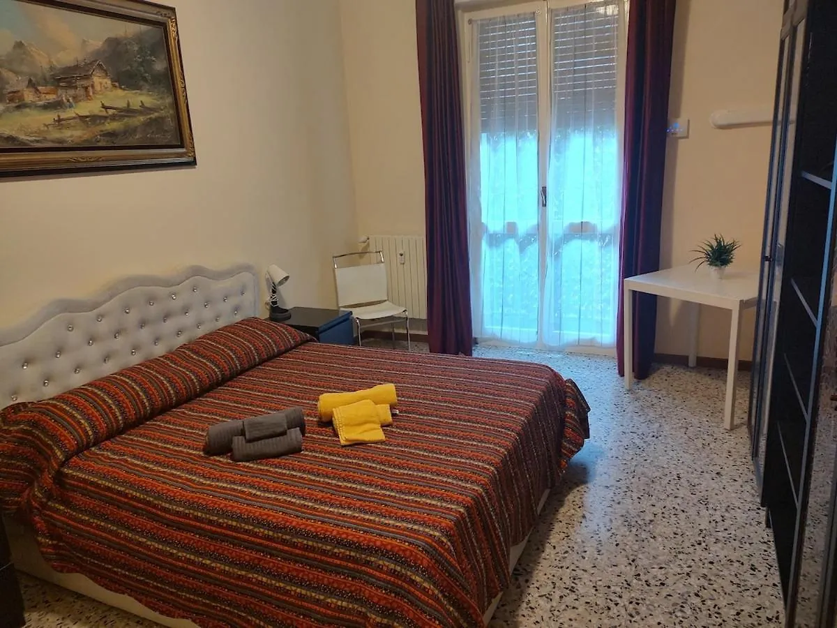 Room&Board 2 Bedrooms Up To 7 Beds 1 Bathroom Voghera