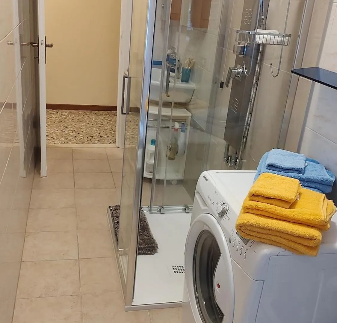 Apartment Room&Board 2 Bedrooms Up To 7 Beds 1 Bathroom Voghera